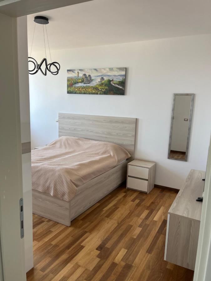 Rotonda Inn Novigrad Novigrad Istria المظهر الخارجي الصورة