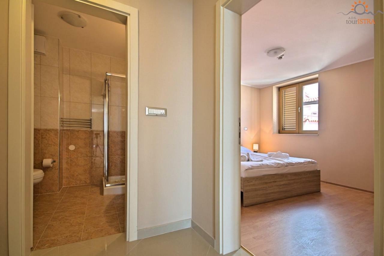 Rotonda Inn Novigrad Novigrad Istria المظهر الخارجي الصورة