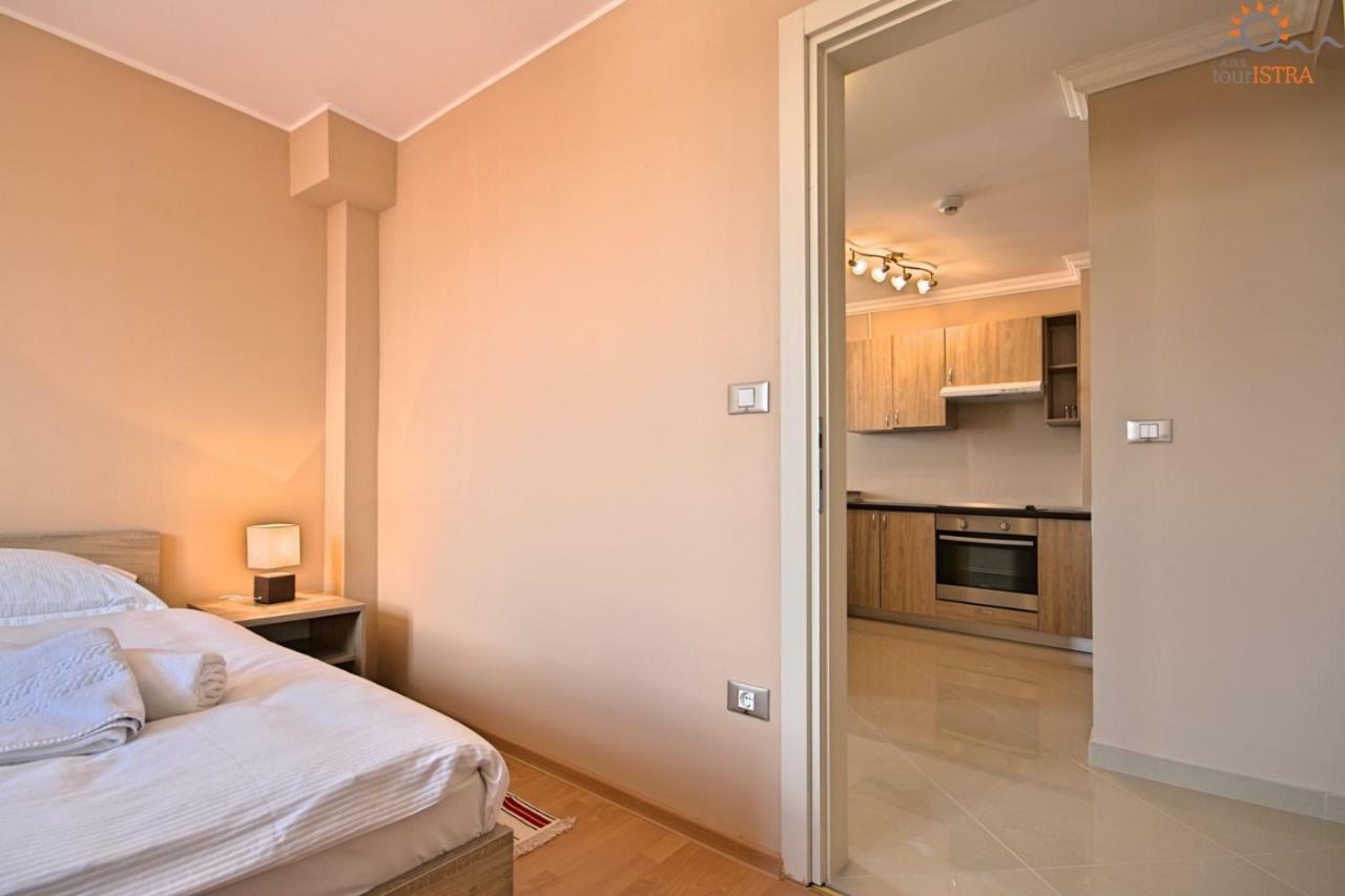 Rotonda Inn Novigrad Novigrad Istria المظهر الخارجي الصورة