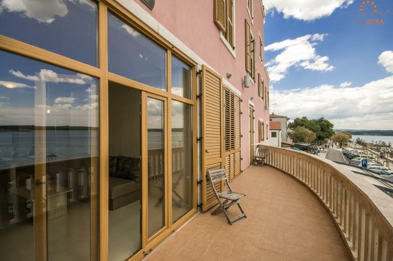 Rotonda Inn Novigrad Novigrad Istria المظهر الخارجي الصورة