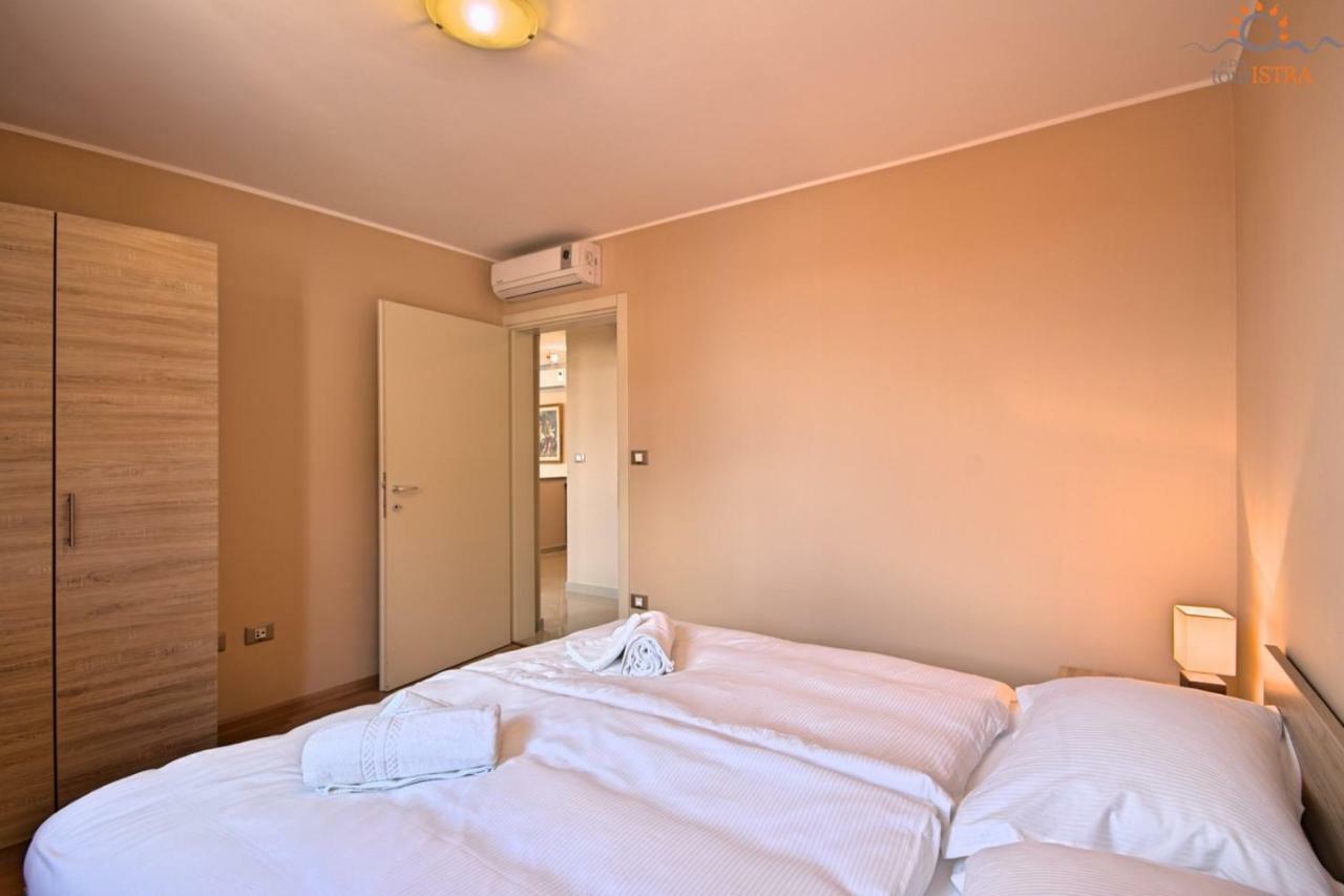 Rotonda Inn Novigrad Novigrad Istria المظهر الخارجي الصورة