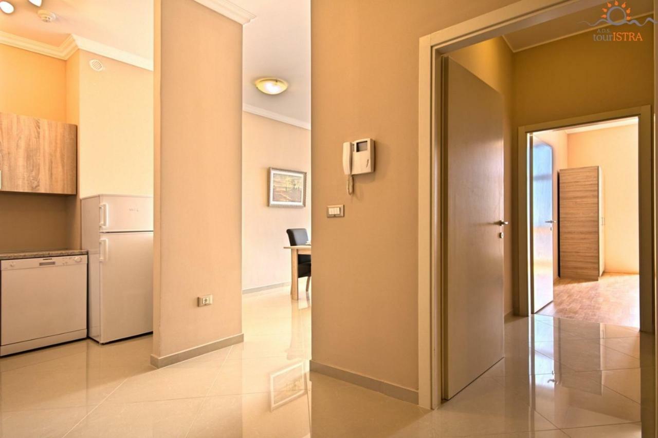 Rotonda Inn Novigrad Novigrad Istria المظهر الخارجي الصورة